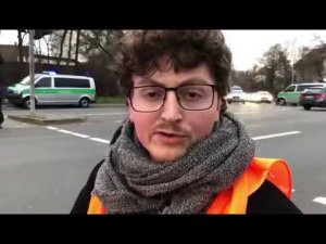 Klimaaktivist Interview in Bayreuth @DJ-Discriminator-sperrer