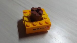 я собрал Валли и Еву из Лего