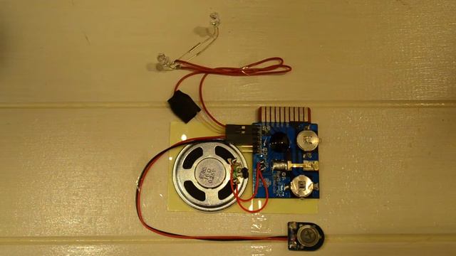 BIR40DMC с двумя белыми светодиодами / BIR40DMC module with two white LEDs смотреть онлайн