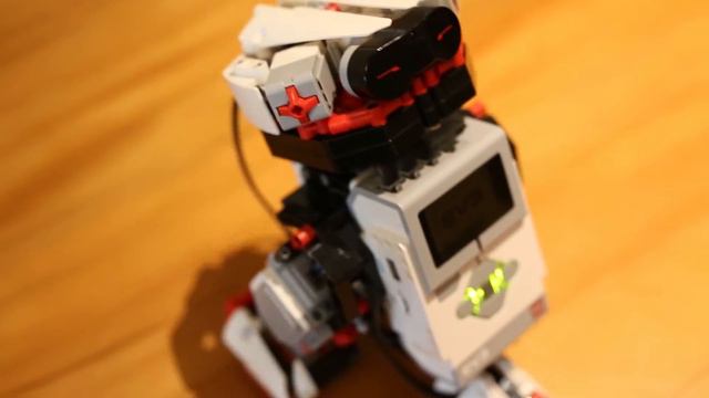 EV3D4 | Lego Mindstorm EV3 R2-D2 смотреть онлайн