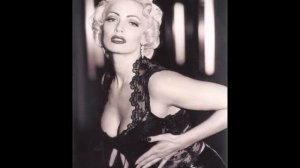 НАТАЛЬЯ ЛАПИНА. ПОМНИШЬ  (Words and music by Natalia Lapina)