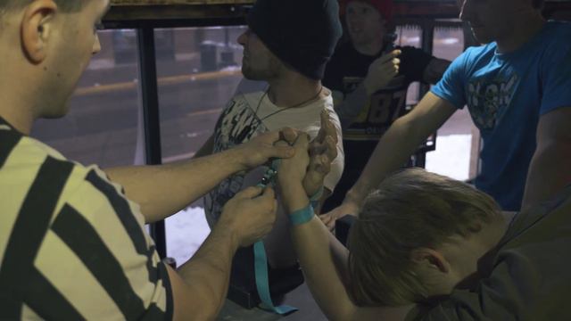 Cole Kasper vs. Roman Gromov! (Great River Spring Classic Armwrestling)