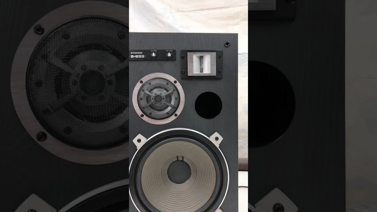 S-933 с прямым фазиком смотреть онлайн