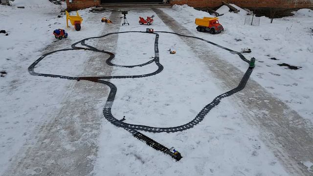 Long Lego Train Track setup outdoor смотреть онлайн