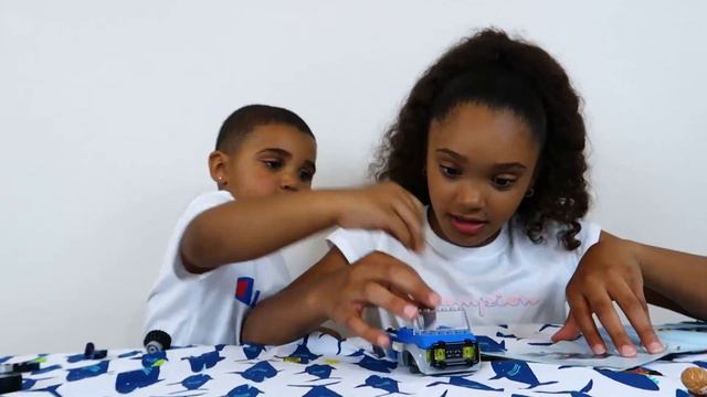 Lego Juniors Jurassic World Easy Build Toy Review #10757 смотреть онлайн