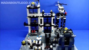 LEGO City Police Station 7237.