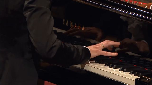 阿芙蒂耶娃 蕭邦協奏曲No 1 _ 2010年蕭邦國際大賽冠軍 Yulianna Avdeeva смотреть онлайн