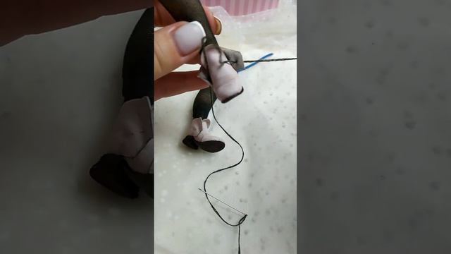 обувь для куклы, шнурочки смотреть онлайн