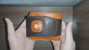 Leather wallet. Кожаный кошелек.
