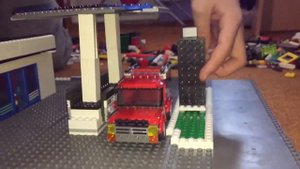 Заправка из LEGO