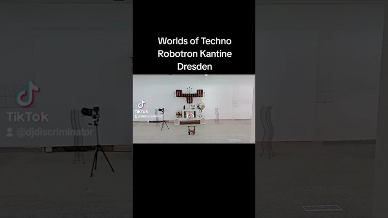 Worlds of Techno Austellung Dresden 2024 @DJ-Discriminator-sperrer