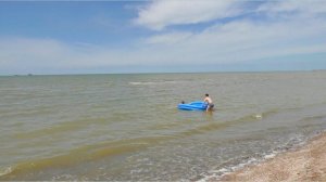 Ейск: первооткрыватели купального сезона 2020