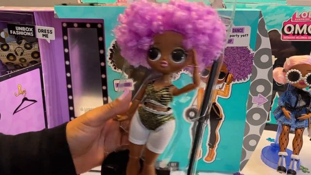 LOL Surprise OMG Wave 1 Dolls Uptown Girl, 24K DJ, Downtown BB - Unboxing and Review 😏 смотреть онлайн