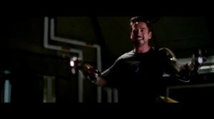 Тони надевает свой костюм железного человека под музыку (ЖЕЛЕЗНЫЙ ЧЕЛОВЕК 3)