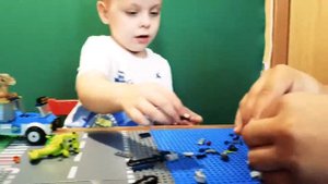 Побег стигимолоха из лаборатории Lego 75927