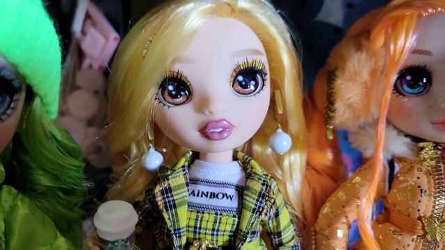 Starting to collect RAINBOW HIGH 🌈 | February 2023 смотреть онлайн