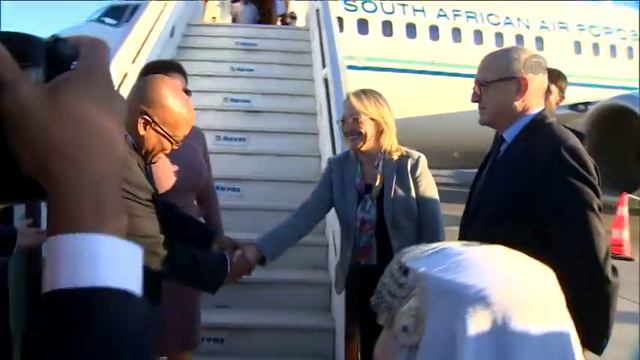 South African President Jacob Zuma arrives in Turkey смотреть онлайн