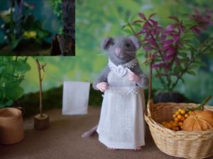 Домик мыши Сальвии в стволе дерева...