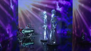 Extravaganza show. Шоу "Зазеркалье". Световое пиксельное зеркально-лазерное шоу. (3 артиста 7 минут)