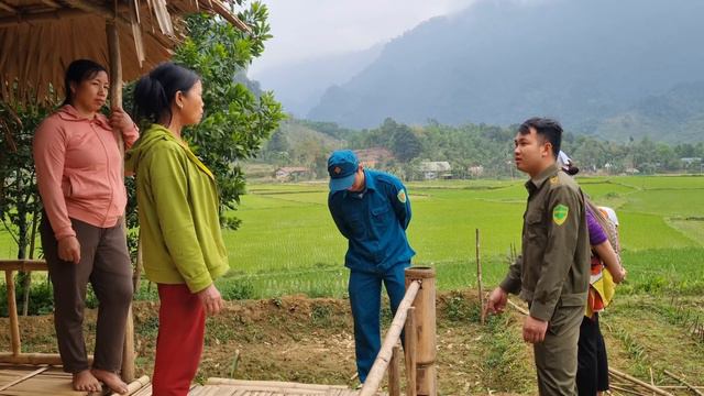 My mother-in-law and sister-in-law kicked me out of the house when I asked to divide the land смотреть онлайн