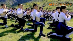 Невероятная игра на комузе учащихся школ Билимкана Таласской области