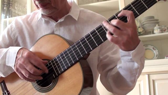 Thomas Königs spielt Federico Moreno Torroba: Fandanguillo смотреть онлайн