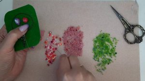 Брошь БУКЕТ из бисера