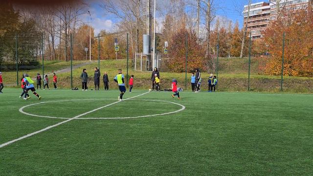 СЕРВИКО. Летнее первенство. ДФЛ 2015/16г.р .Серебряная лига. Торнадо 2017- Оса 1 тайм