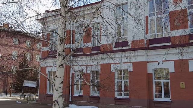 ПРОГУЛКИ ПО ИРКУТСКУ: СТАРЕЙШИЕ ШКОЛЬНЫЕ ЗДАНИЯ