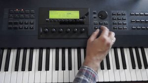 Yamaha EX5 Using the sequencer to create a loop