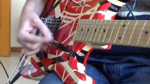 Eddie Van Halen's Tremolo Picking Technique (right hand close-up)
