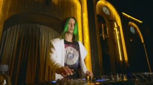 Miss Monique - Yearmix Progressive House Melodic Techno Dj Mix Front-Music