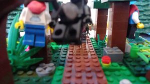 лего хищник