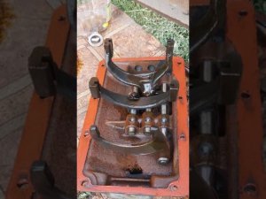 трансмиссия трактора.