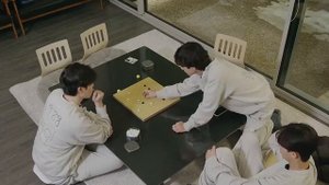 Wooga Squad playing a board game (V's forehead slap on Peakboy at the end 😂)
