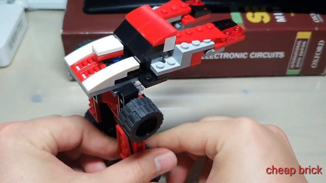 LEGO CREATOR 31100 Alternative Build: Transformer