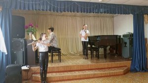 К. Сен-Санс "Болеро". Исполняют Рыбицковы Анастасия (саксофон-сопрано) и Елизавета (флейта)