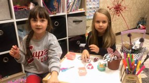 Распаковка куклы ЛОЛ с подругой Лизой