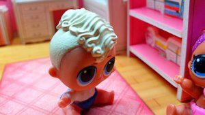 Свинка Пеппа ИГРАЕТ в прятки с малышами ЛОЛ | Куклы лол сюрприз смешные мультики iKira.