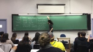 OFICIAL Prof Adriano e seu novo método de apagar a lousa