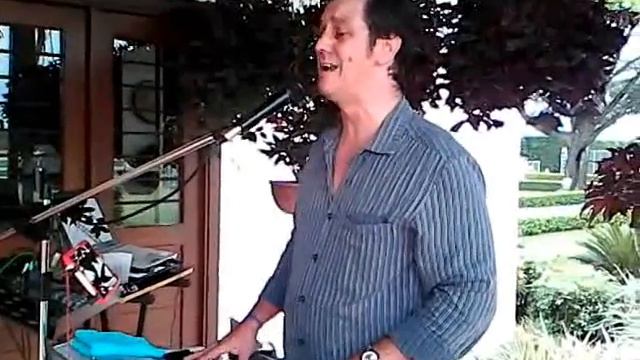 EMBRUJO (Marcos Peña)