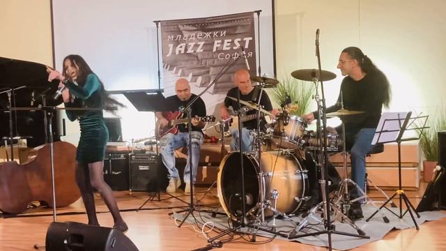 Виктория Тодорова - Purple rain /cover/ - Младежки джаз фест София/Youth Jazz Fest Sofia 2023