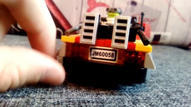 Лего самоделка Delorean DMC-12 из к/ф Назад В Будущее смотреть онлайн