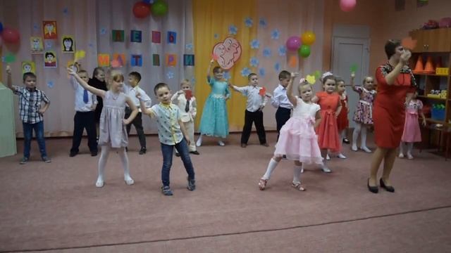 Танец "Осенняя сказка" муз Олейникова сл Дарнина старшая группа √4 "Звёздочка" смотреть онлайн