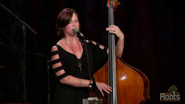 Wild Ponies "Iris" смотреть онлайн