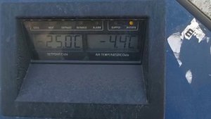 40 ф Рефконтейнер Carrier с поршневой установкой в работе.