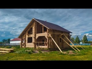 Строительство сруба с канадской чашей.