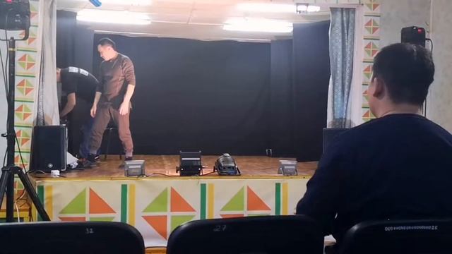 Гастроли Нюрбинского театра в Сунтарском улусе смотреть онлайн