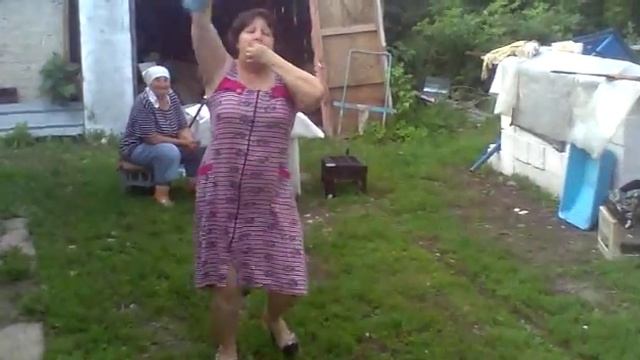 вот так бабушка отрывается смотреть онлайн