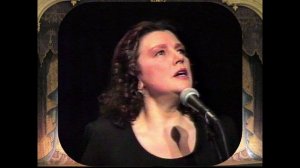 Песню "Ваши пальцы пахнут ладаном" исполняет Валентина Игнатьева